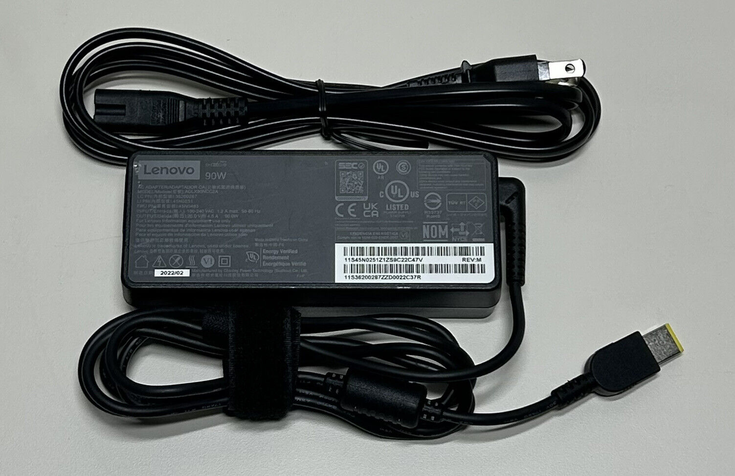 LOT OF 10 Genuine Lenovo 90W AC Power Adapter ThinkPad Laptop Charger Square Tip