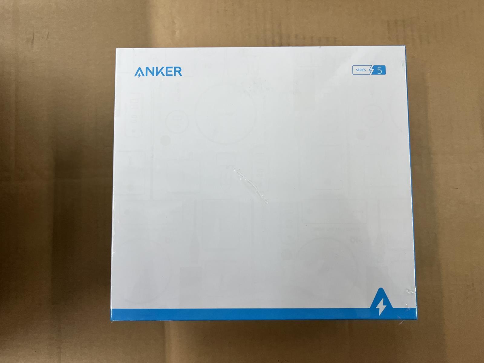 Anker 563 10-in-1 2x HDMI DisplayPort 100W PD Audio Audio USB-C Docking Station
