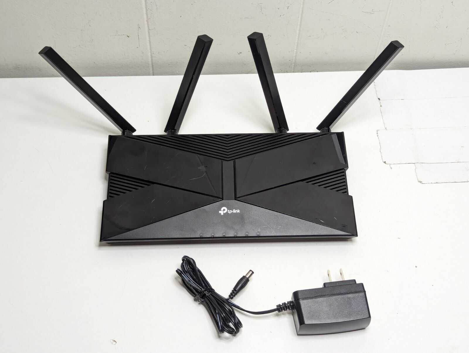 TP-LINK AX1500 Dual-Band Wi-Fi 6 Router (Archer AX10) 