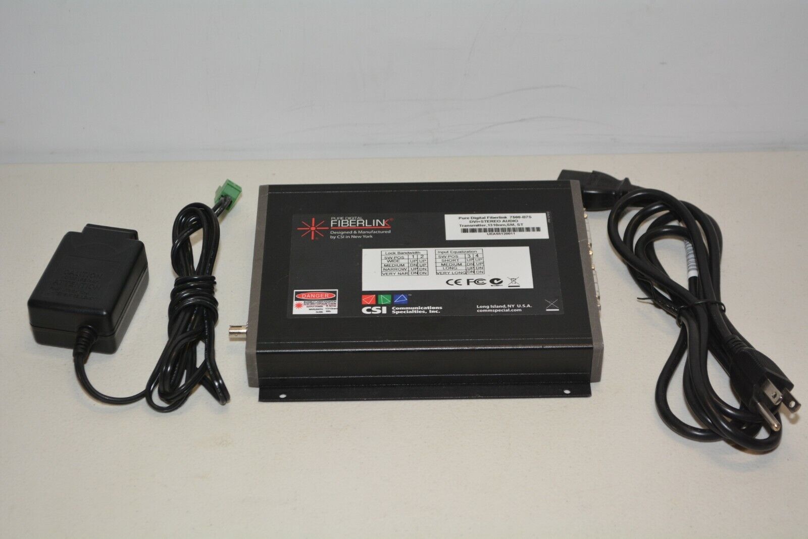 Pure Digital Fiberlink DVI + Stereo Audio Transmitter 1310nm SM ST 7500-B7S 