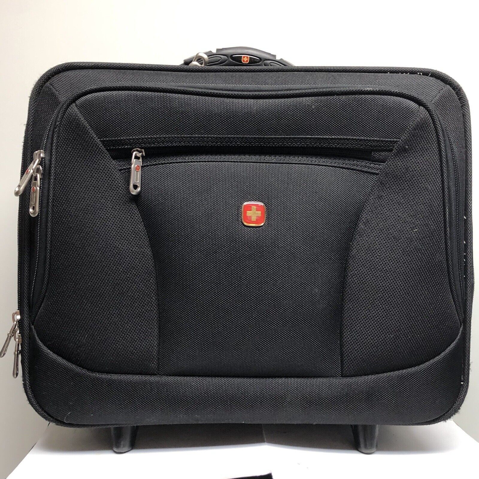 SWISSGEAR Wenger Granada Rolling Business Briefcase Carry On Bag Computer Travel