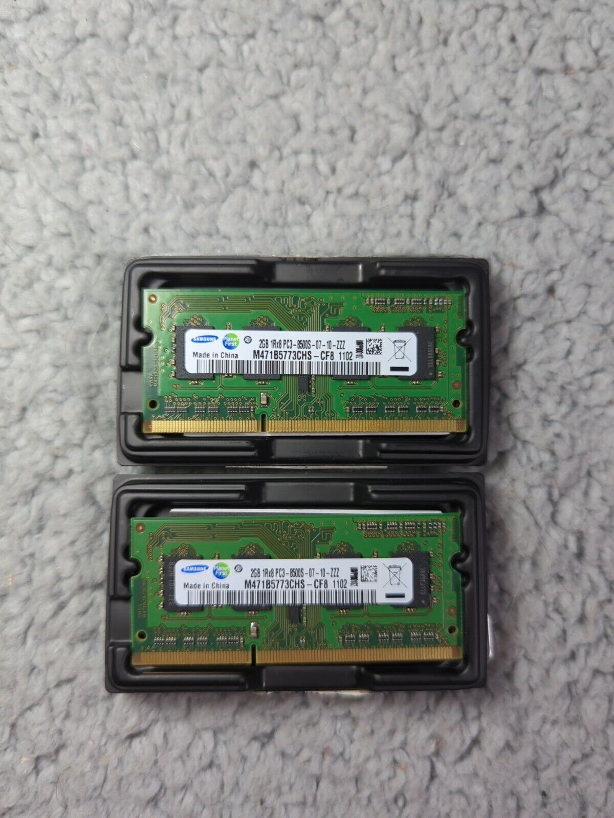 LOT (2)Samsung 2GB (2X2GB) 1Rx8 PC3-8500S Laptop Memory RAM