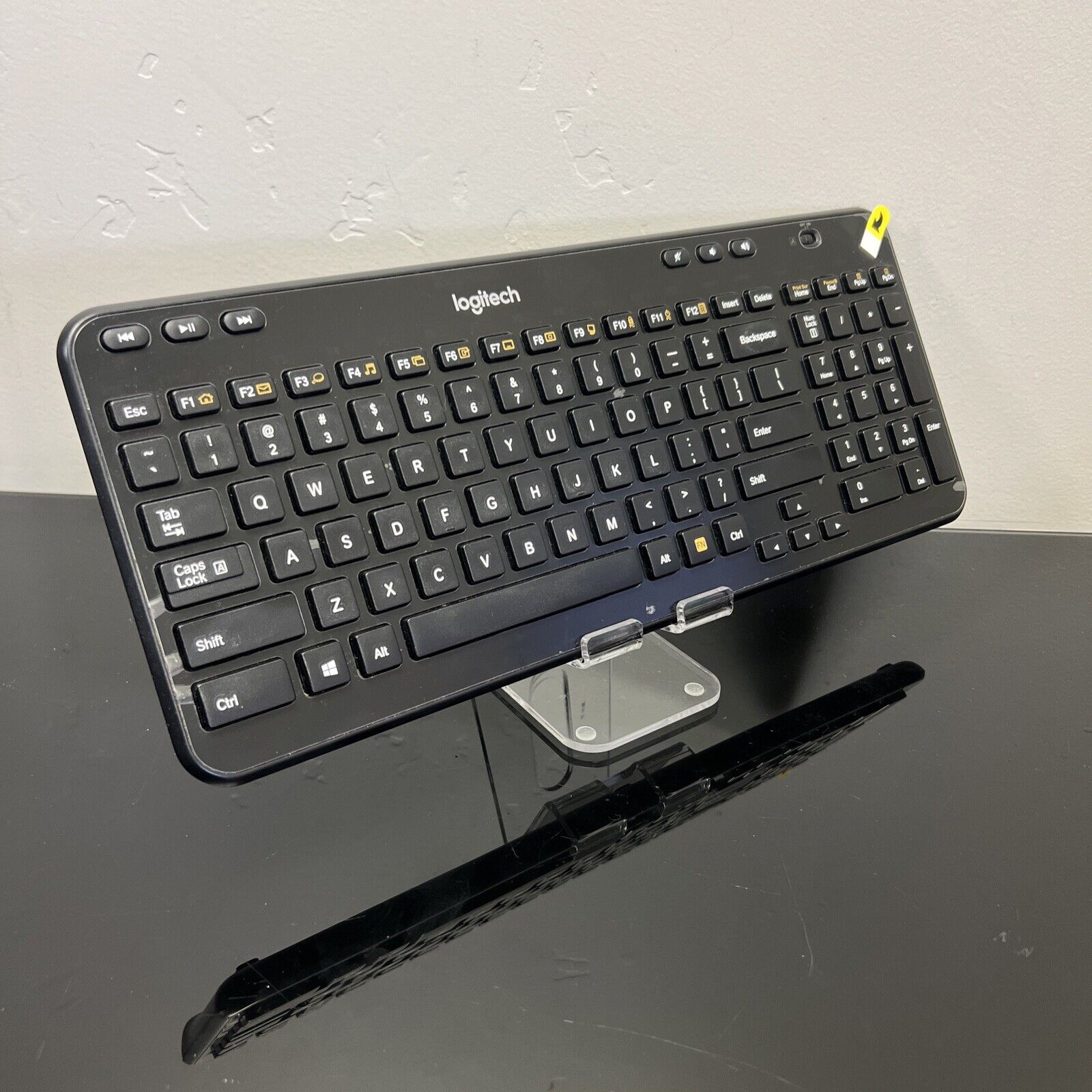 Logitech - K360 - Wireless Compact Thin Desktop Full Size Keyboard W/USB