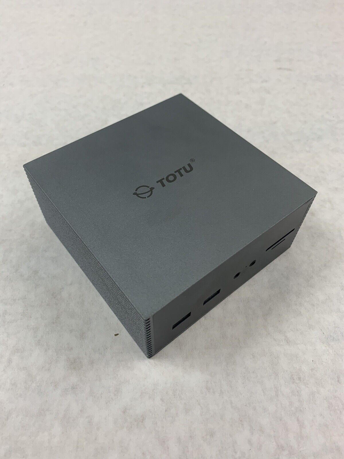 TOTU TT-DC001A USB-C Triple Display Docking Station