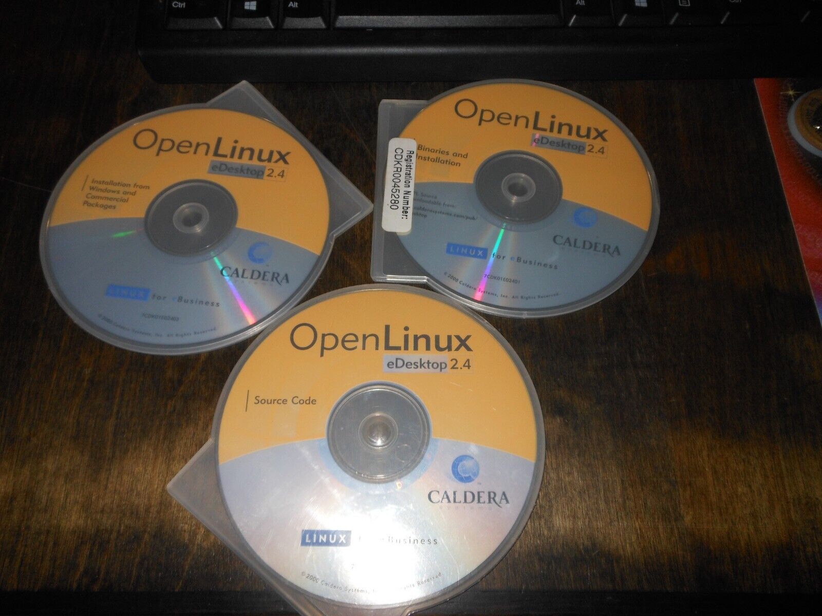 Open Linux eDesktop 2.4 Official Operating System CD-ROM Set of 3 2000 CALDERA 