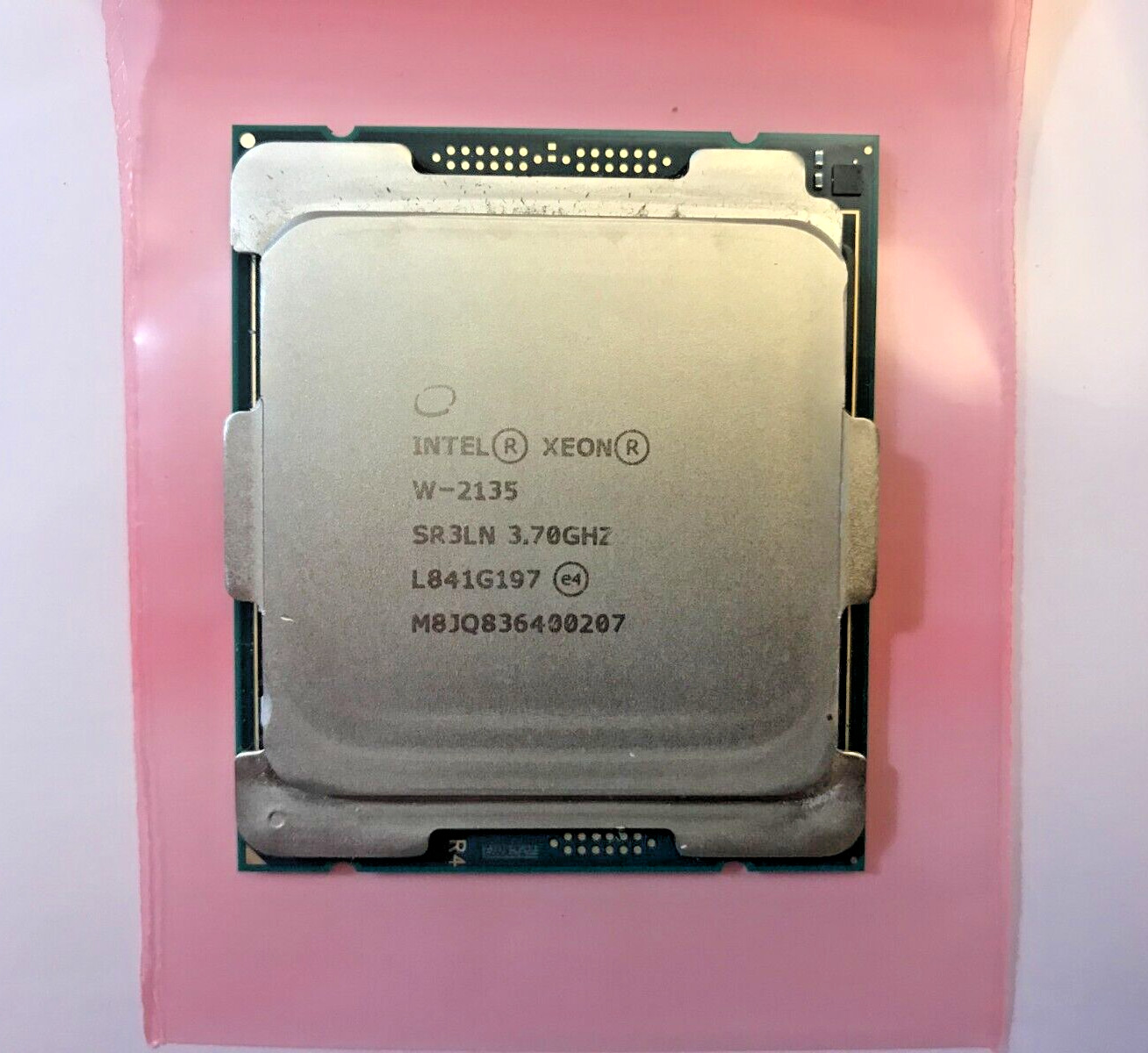 Intel Xeon W-2135 CPU 3.7 GHz 6 Core 12 Thread LGA 2066 SR3LN   Processor