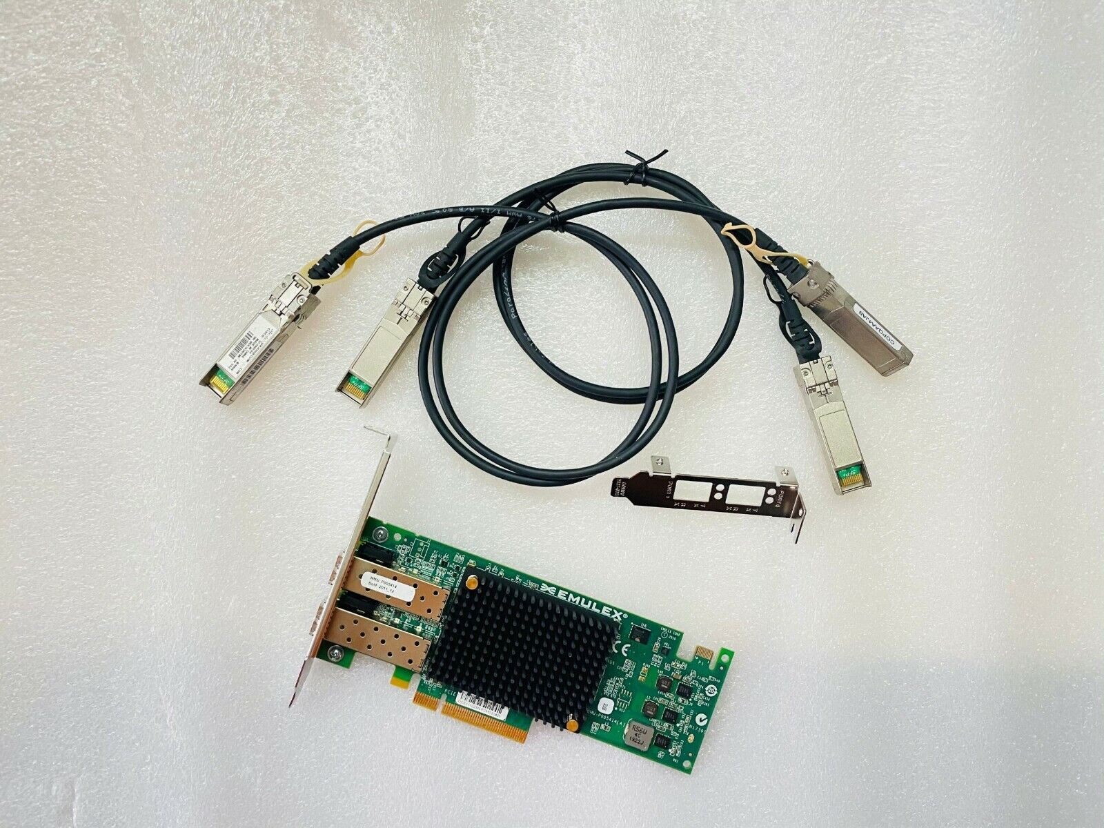 IBM Emulex OCE11102 2-Port 10Gb SFP+ PCI-e Network Adapter +2*SFP+ SFP Cable