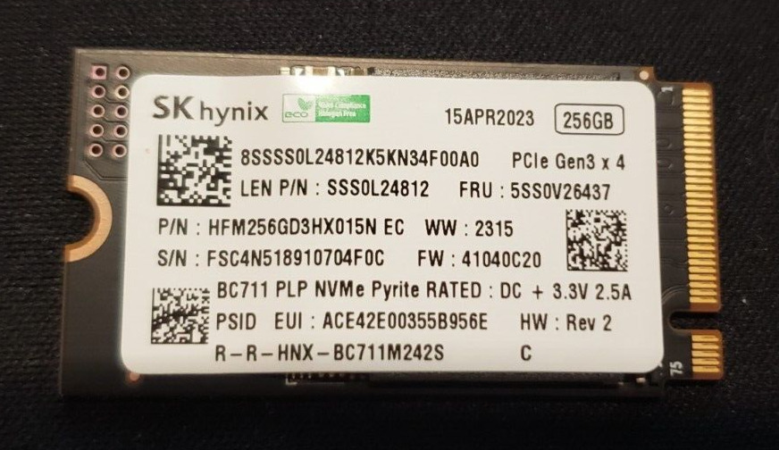 SK Hynix 5SS0V26437 / HFM256GD3HX015N 256G M.2 2242 PCIe3x4 SKH