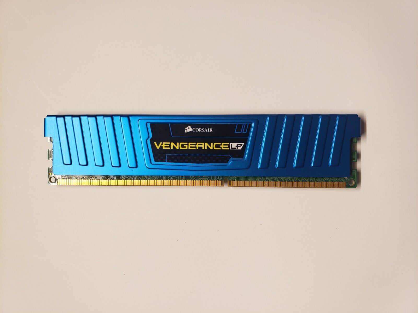 Corsair Vengeance LP DDR3 4GB (CML16GX3M4A1600C9B) 1600MHz (9-9-9-24) 1.5V