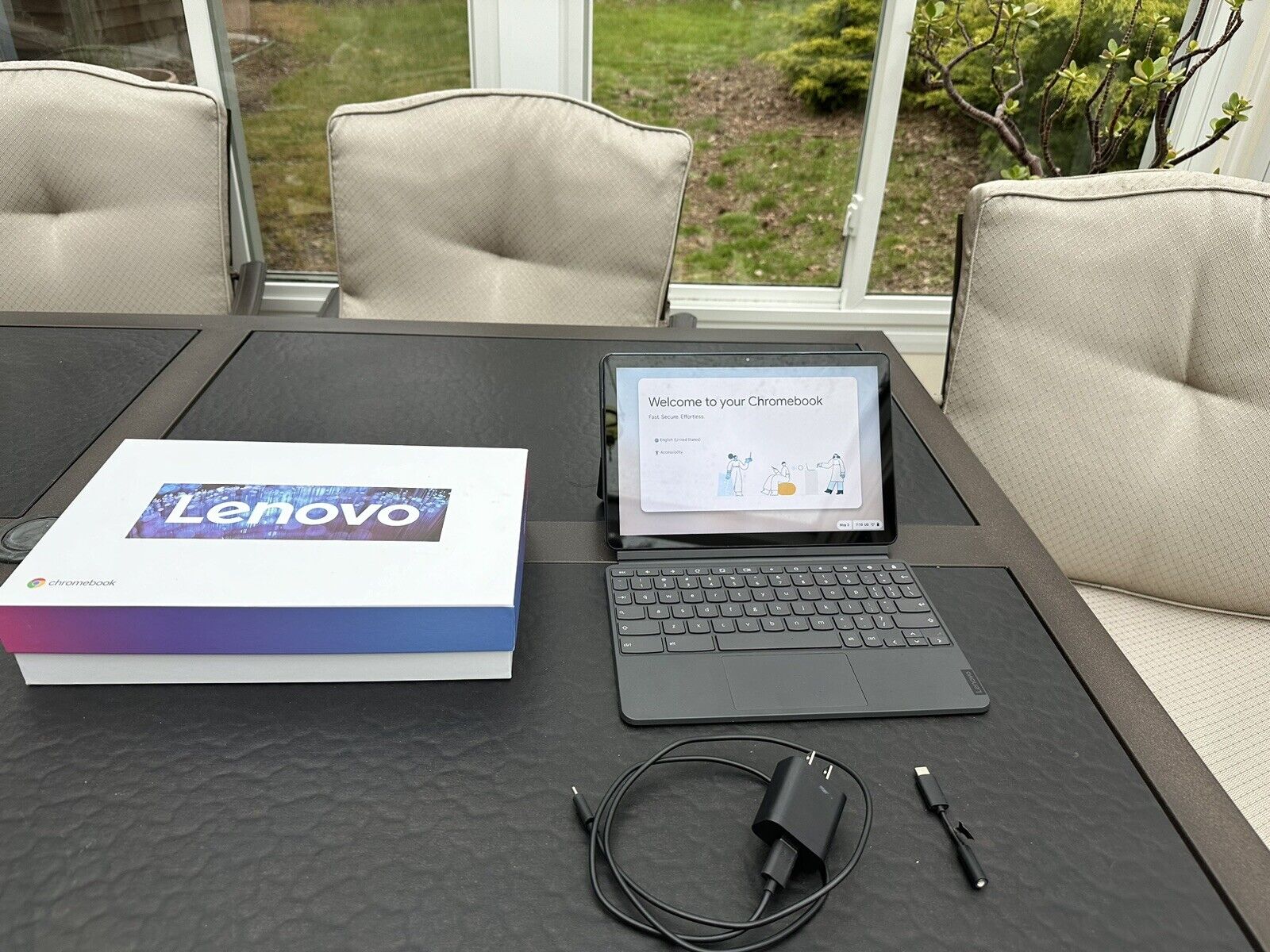 Lenovo Ideapad Duet 10.1 inches Touchscreen 2 in 1 4GM RAM  128G