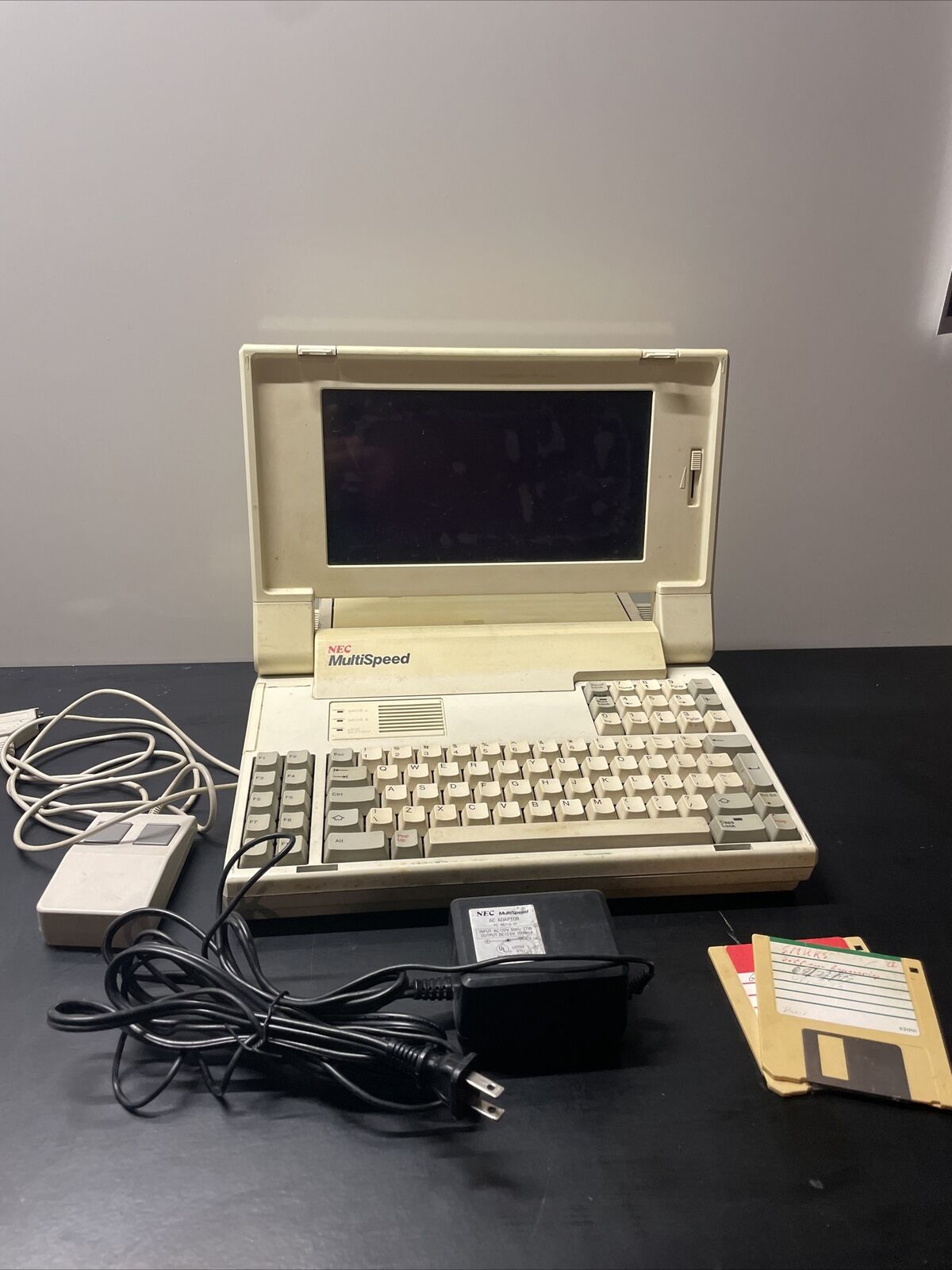 Vintage NEC Microcomputer Laptop PC-16-01 parts or repair