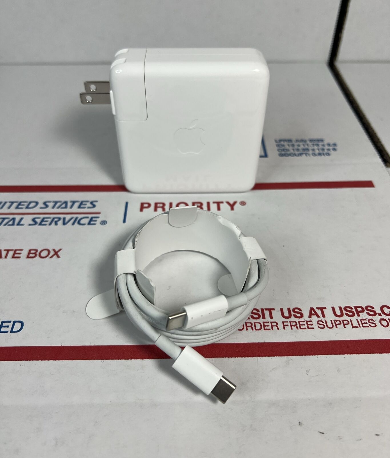 MINT Genuine Apple A2166 96W USB-C Power Charging Adapter +’NEW Cable - SAME DAY