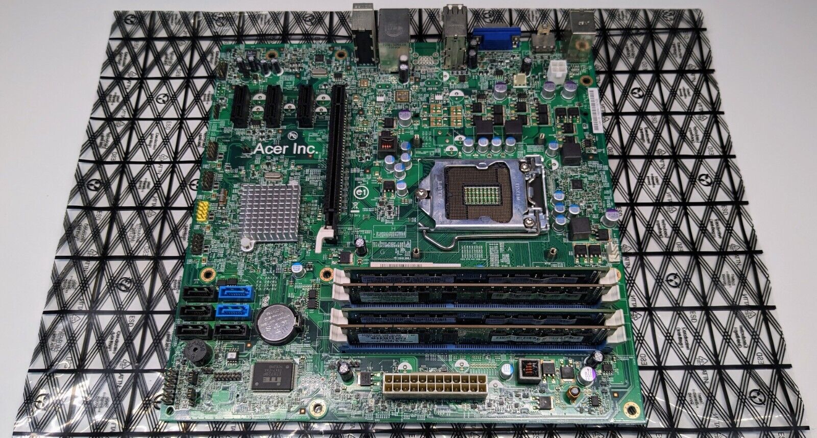 Acer Gateway  LGA 1155 DDR3 Desktop Motherboard (48.3EG01.011)