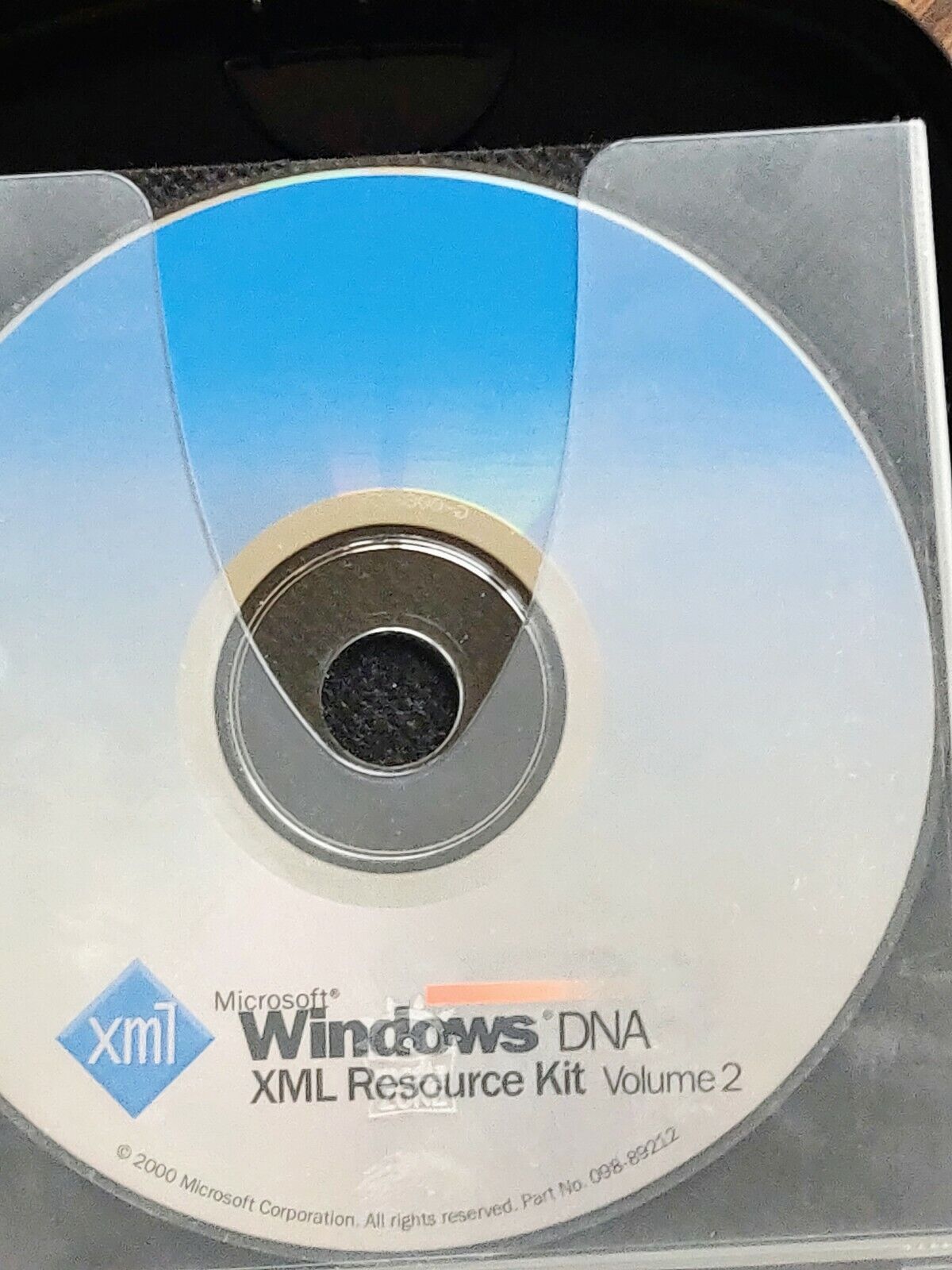 Microsoft windows DNA XML Resource Kit VOL 2- PC Program Excellent Condition