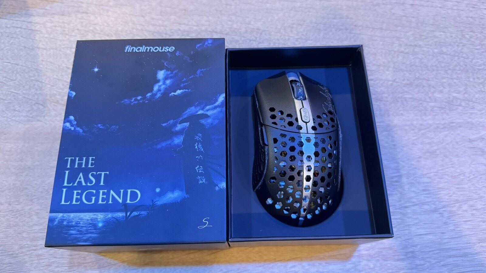 Finalmouse Starlight Pro - The Last Legend Gaming Mouse - Small - S