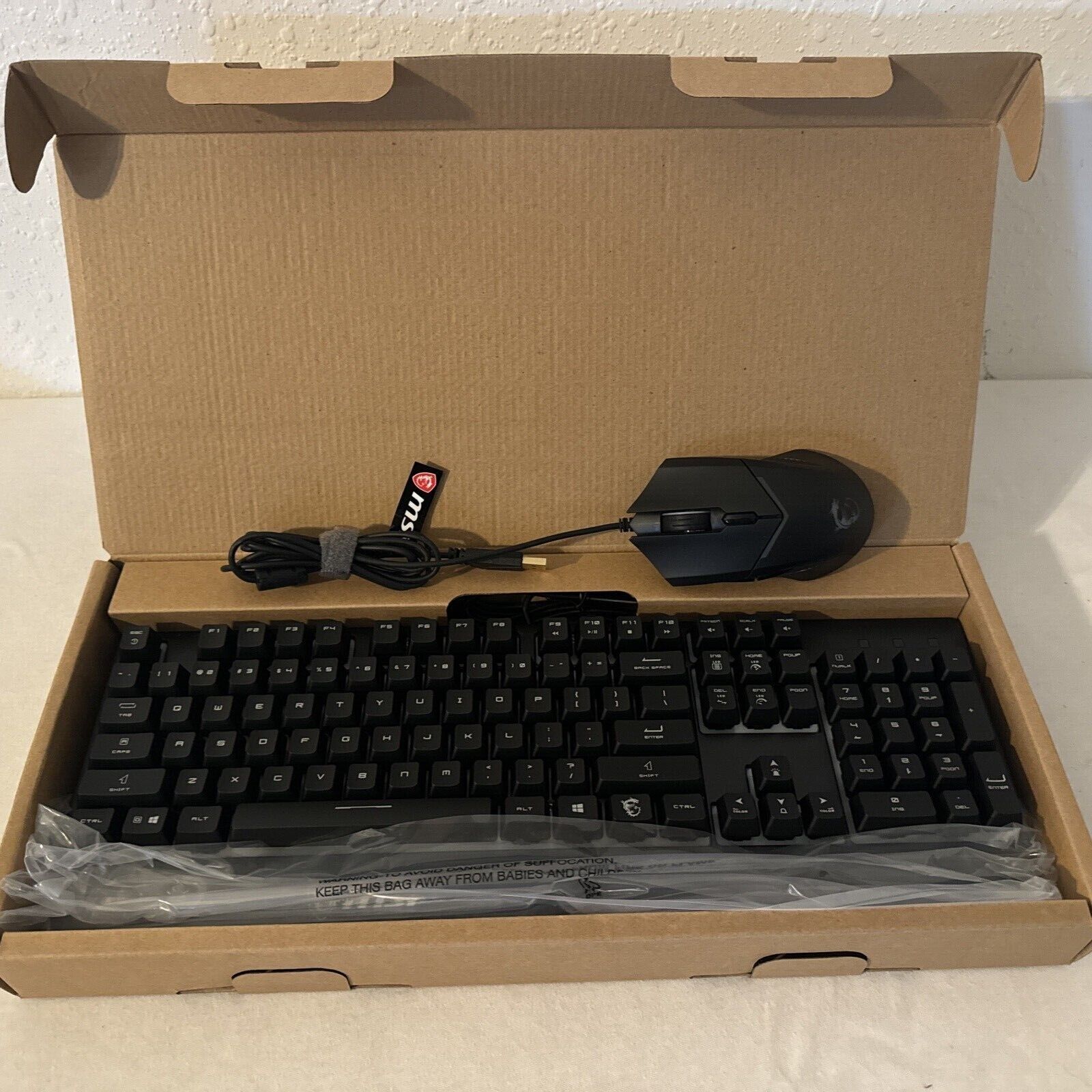 NEW MSI Vigor Gaming Gear GK30 Keyboard & Clutch GM11 Mouse Backlight RGB Corded