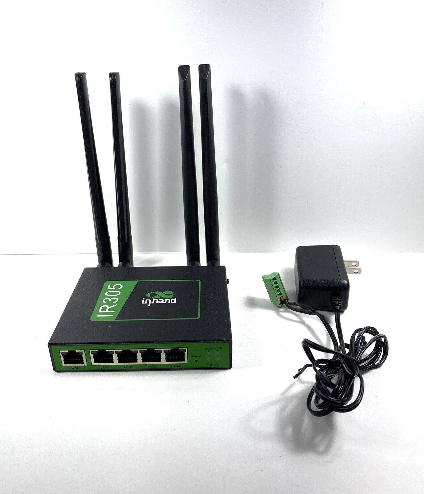 InHand IR305 Industrial Cellular Router 4G LTE 5 Ports *READ DESCRIPTION*