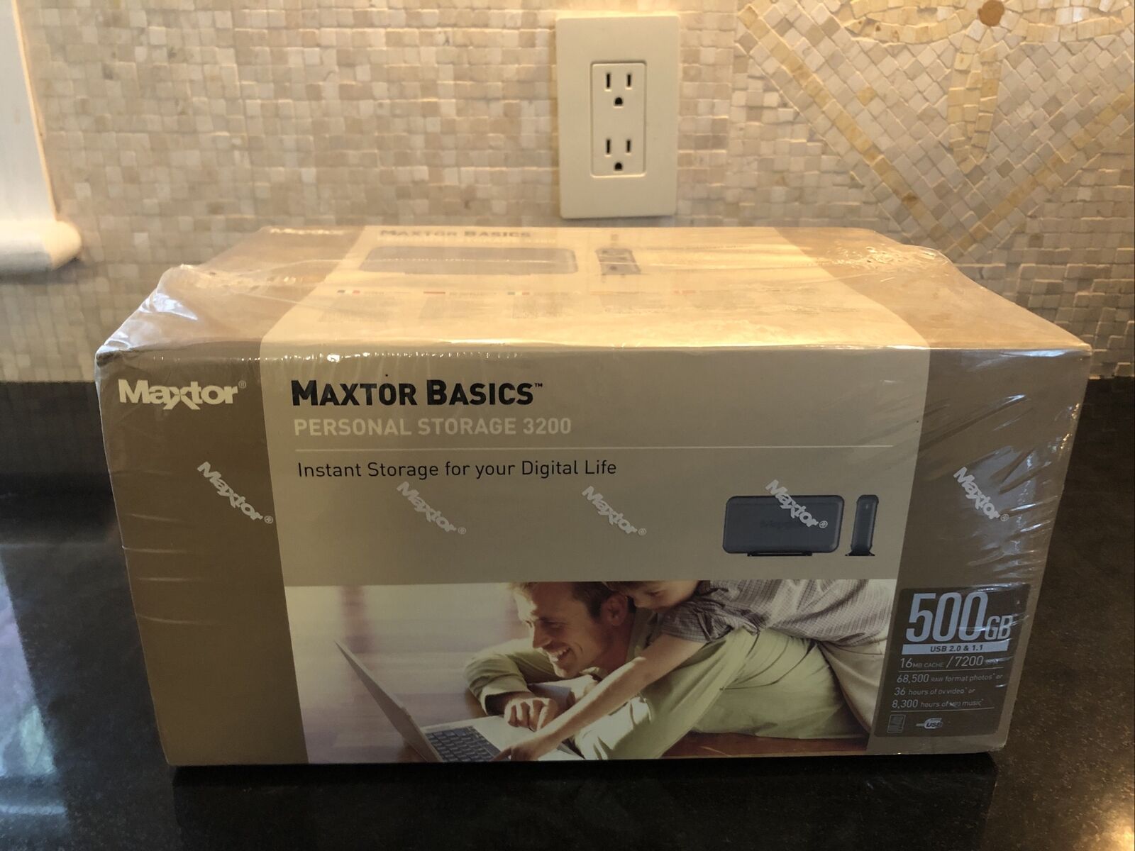 Sealed New Boxed Maxtor Basics Personal Storage 3200 External Hard Drive 500GB 