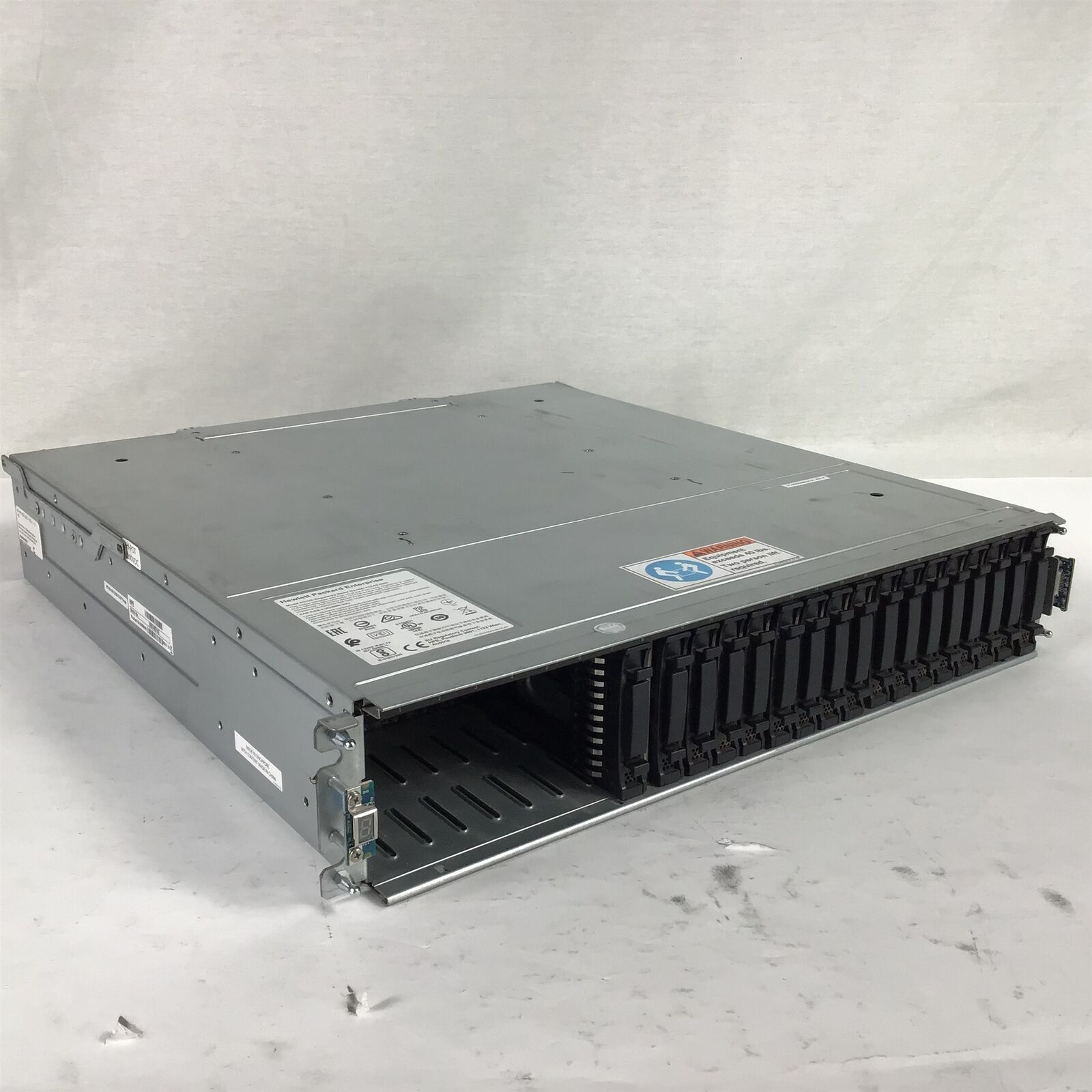HP K2R84A MSA 2040 ES SAS SFF Storage w/ 2x C8S53A Controller Modules