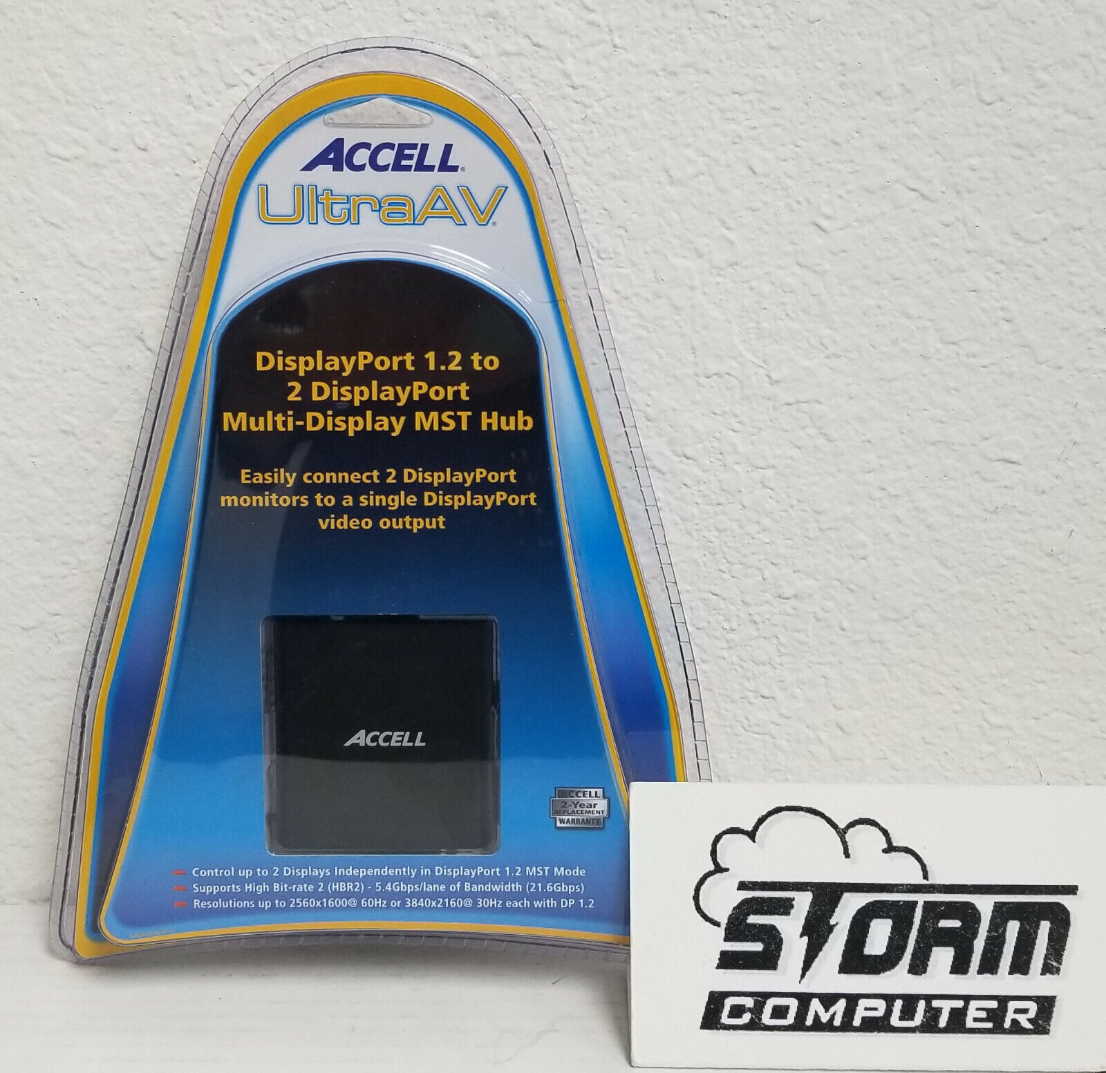 ACCELL UltraAV DisplayPort 1.2 to 2 DisplayPort Multi-Display MST Hub K088B-004B