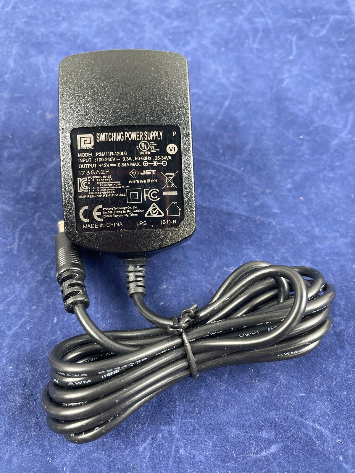 Genuine Phihong PSM11R-120L6 AC Switching Power Supply Adapter 12V 0.84A 11W