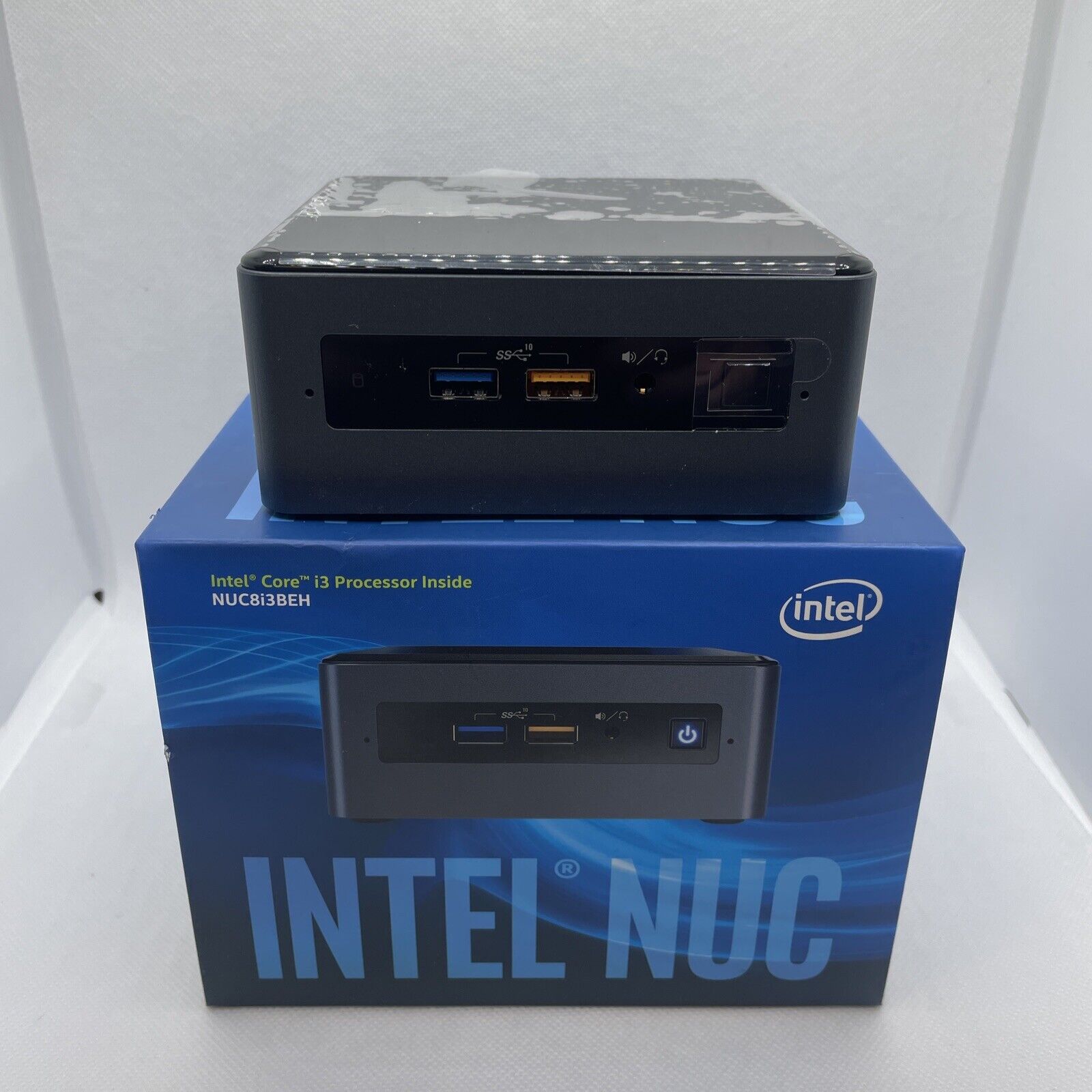 Intel NUC Mini PC Core i3-8109U 8GB RAM 128 SSD