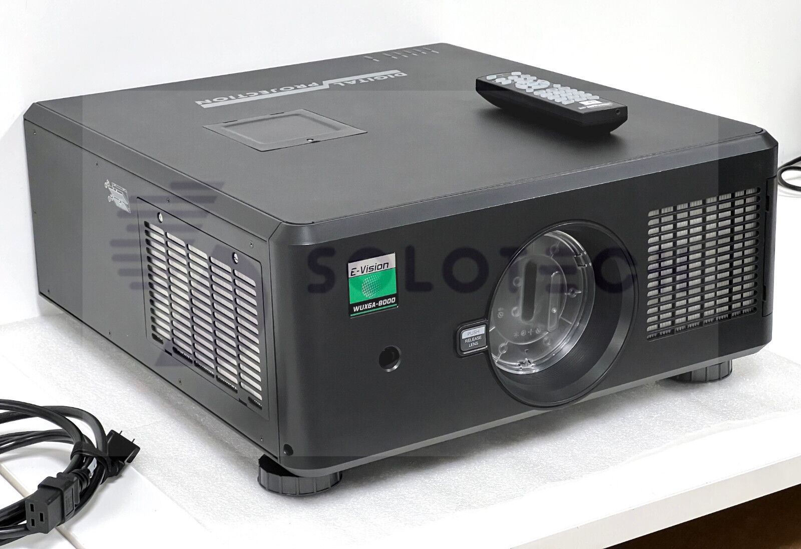 Digital Projection E-Vision WUXGA 8000 Projector, Large Venue Projector - #J28SL