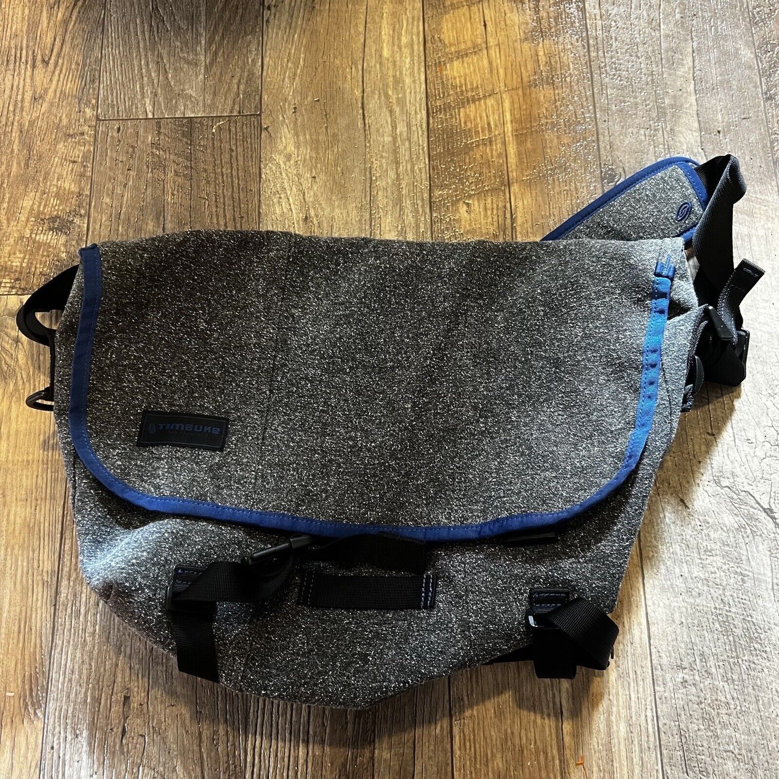 Timbuk2 Classic Small Messenger Laptop Soft Flexible Cordura Nylon Bag Gray Blue