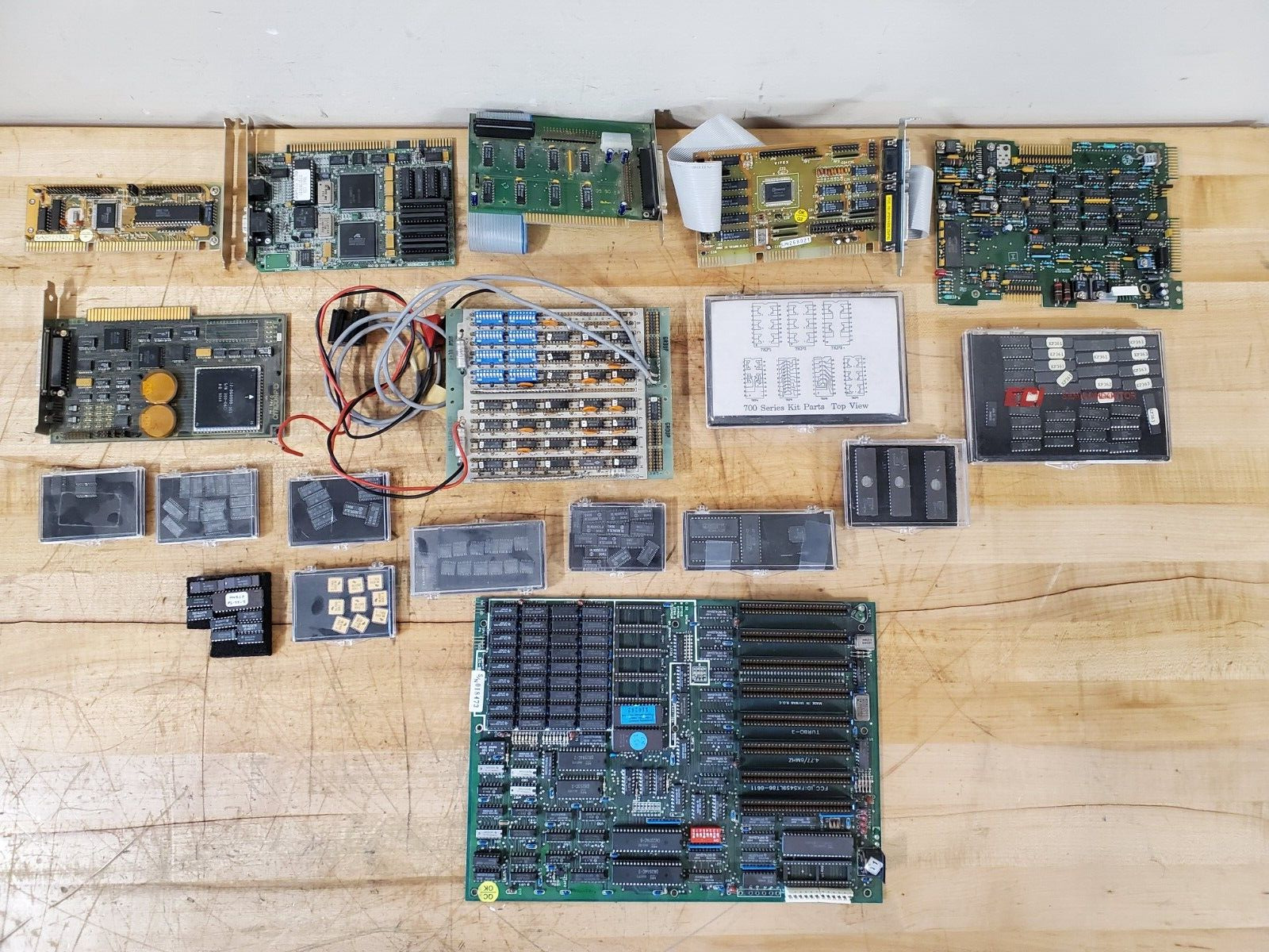 LOT OF Vintage Computer Circuit Boards / Cards, IC , LOOK  Gold Chips, Etc