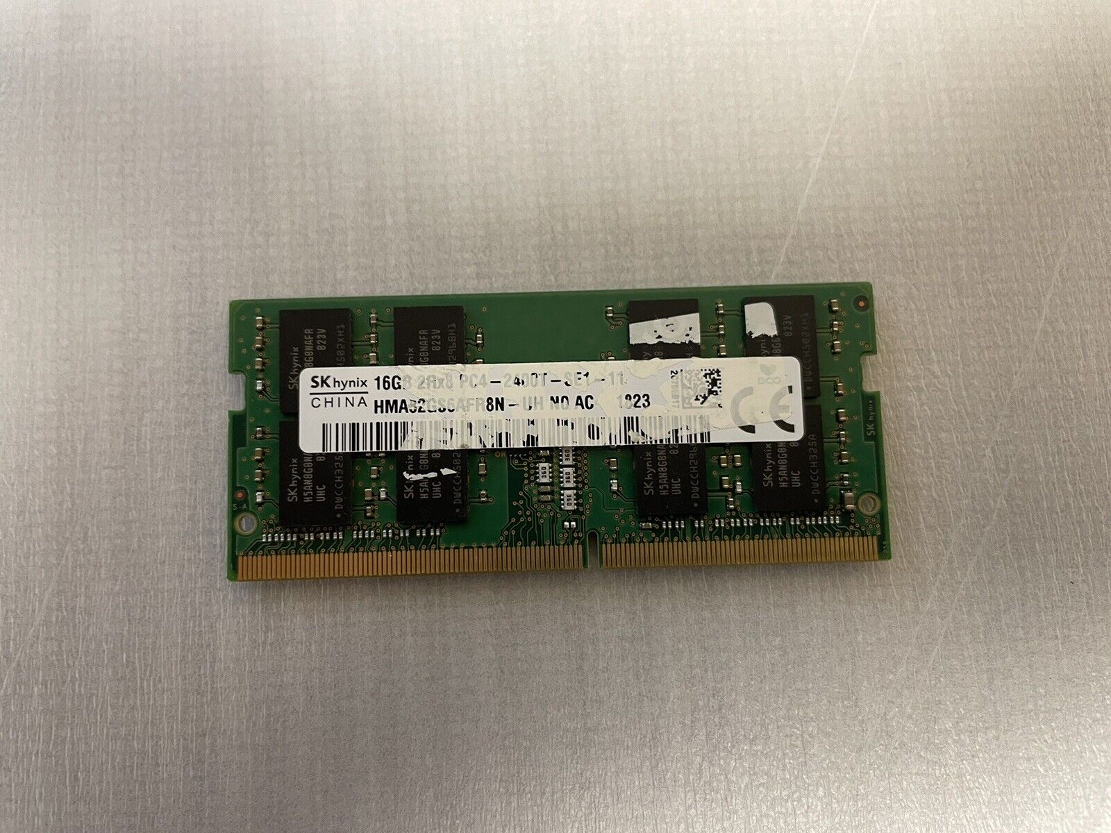 SK Hynix 16GB 2Rx8 PC4-2400T-SE1-11 SODIMM Laptop Memory