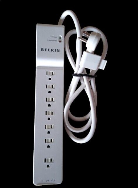 BELKIN BE10720006 - 7 Outlet Home/Office Power Strip Surge Protector 5.5 ft Cord
