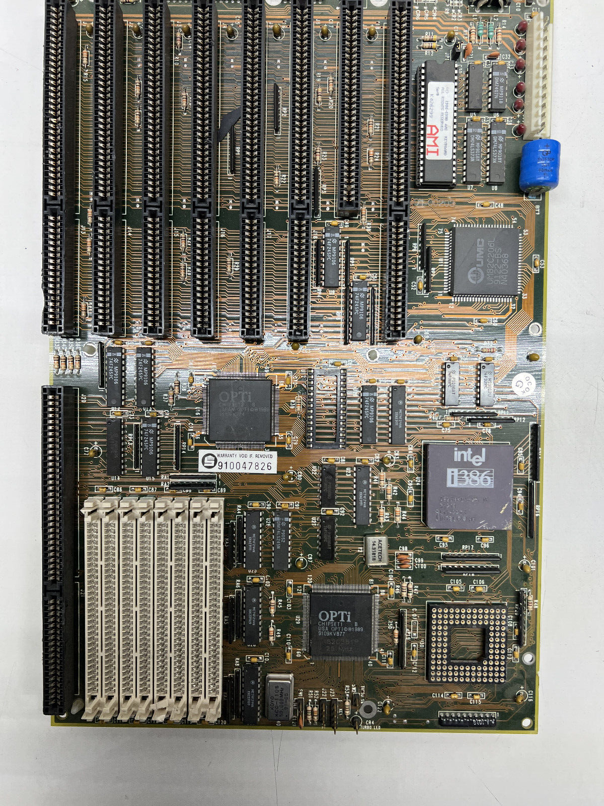 Vintage Motherboard 386, with Intel i386 AMI OPTI chipset