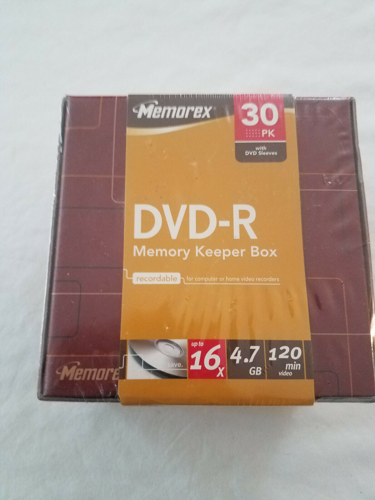 Memorex DVD-R 16X 4.7GB in Memory Keeper Box w/Sleeves - 30Pk 