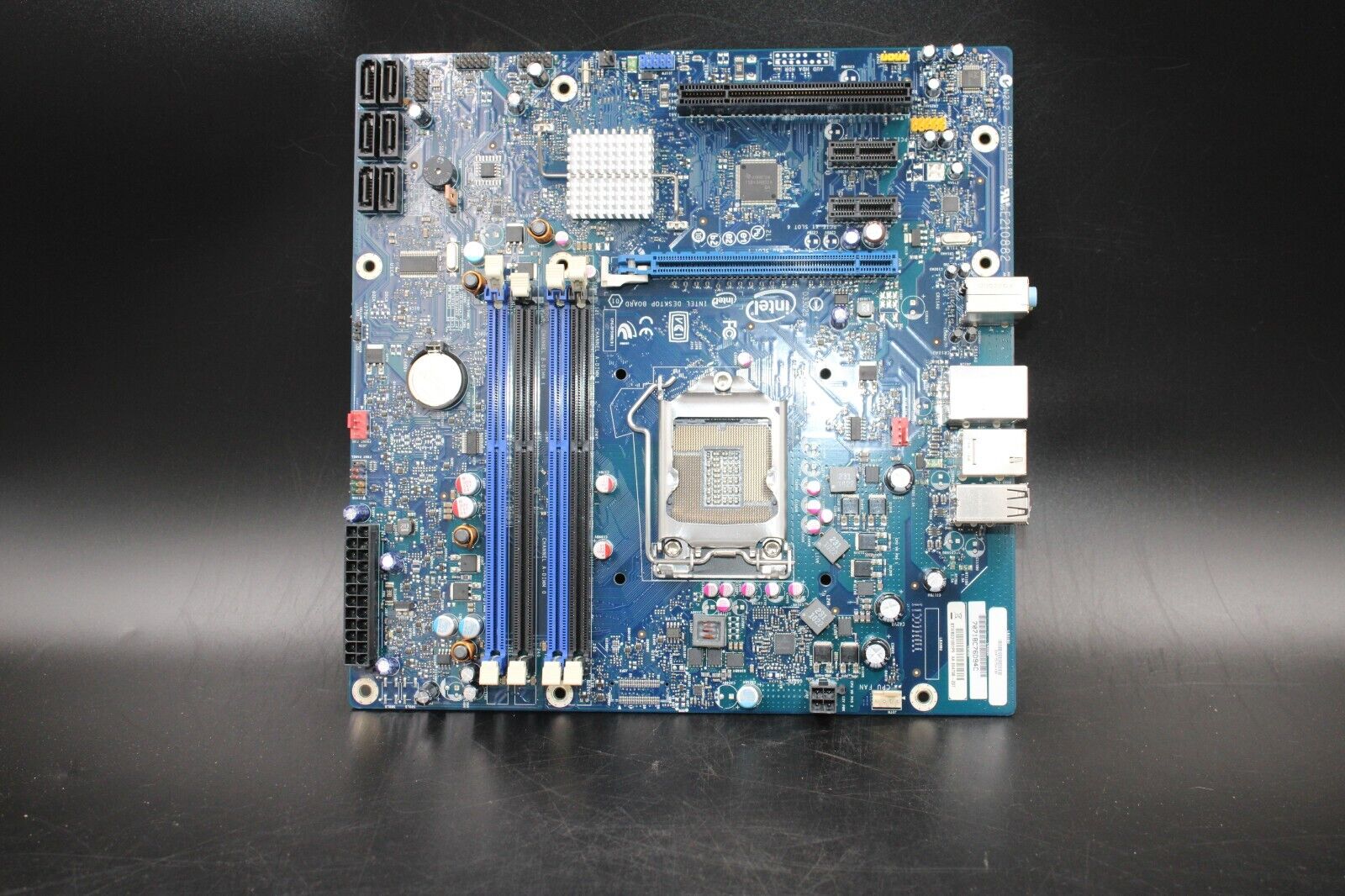 Intel DP55WB E64798 Intel Socket LGA 1156 DDR3 mATX Desktop Motherboard w/ IO
