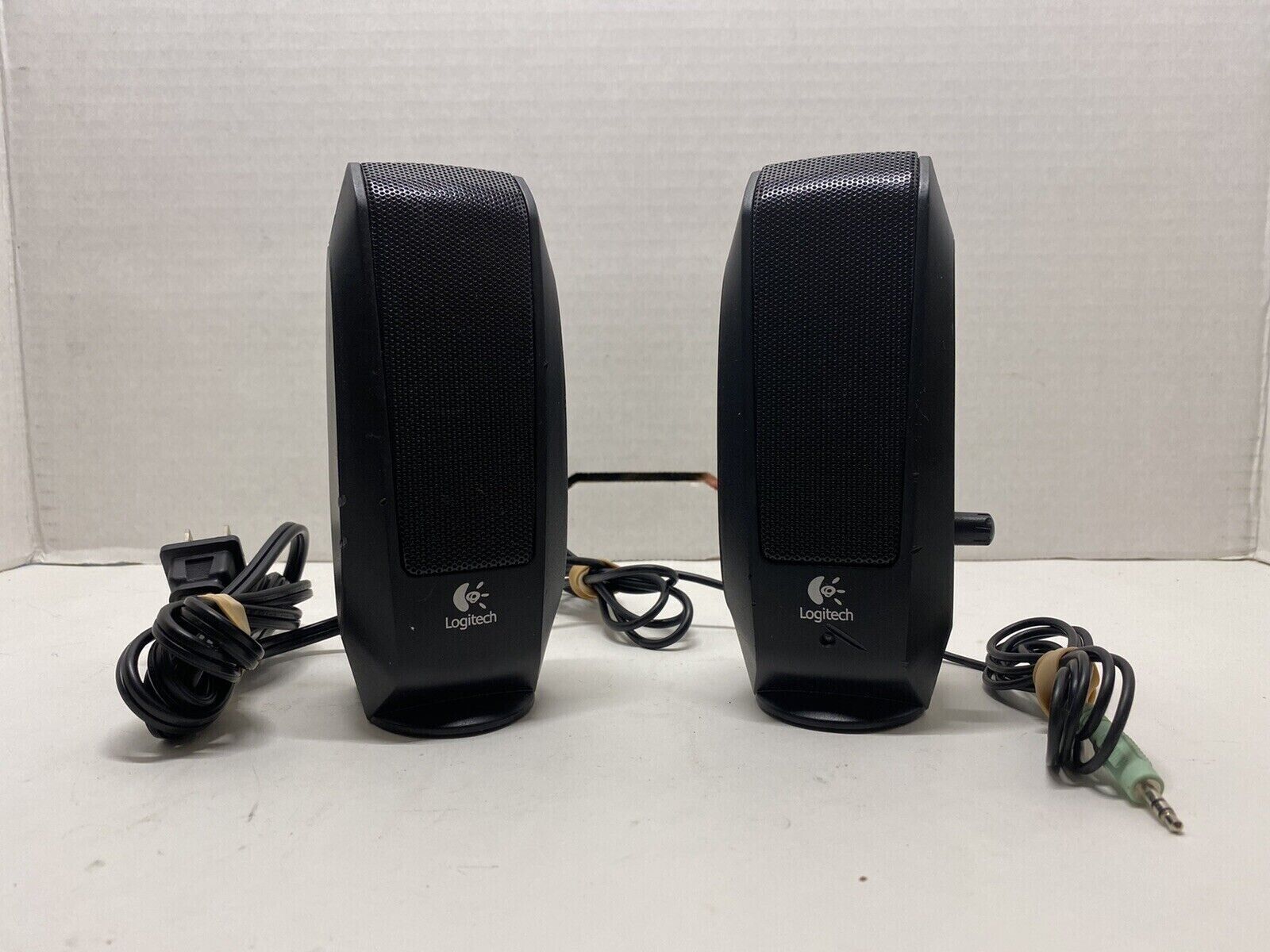 Logitech S-120 Computer Speakers - Black