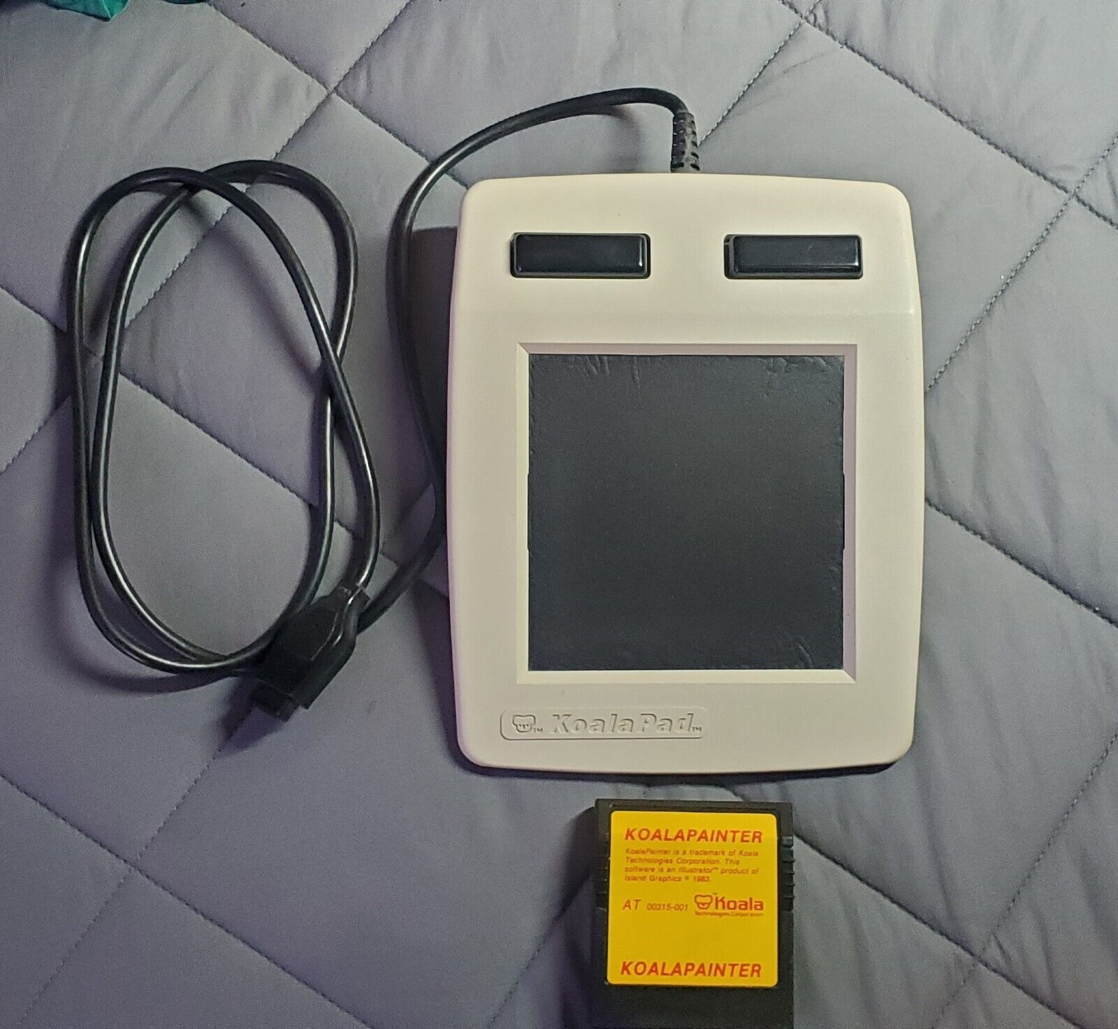 KoalaPad Touch Tablet for Atari 400/800 Bundled With KaolaPainter cartridge