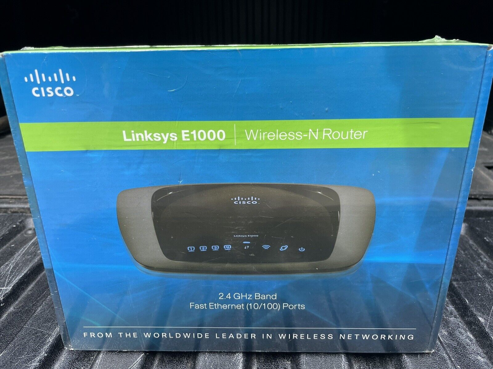 Linksys E1000 Wireless-N Router 2.4 GHz Band 300 Mbps
