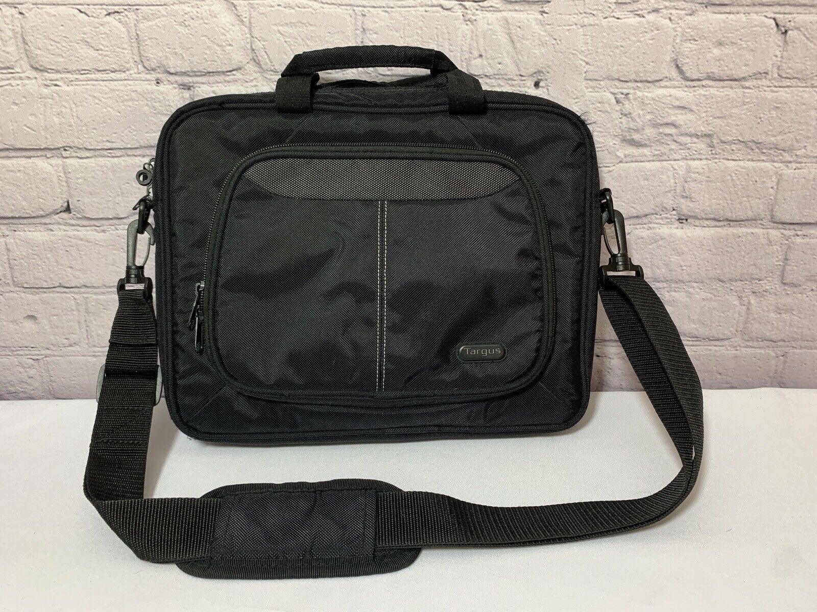 Targus Intellect Black Laptop Bag With Straps for 12in Laptops TBT248US