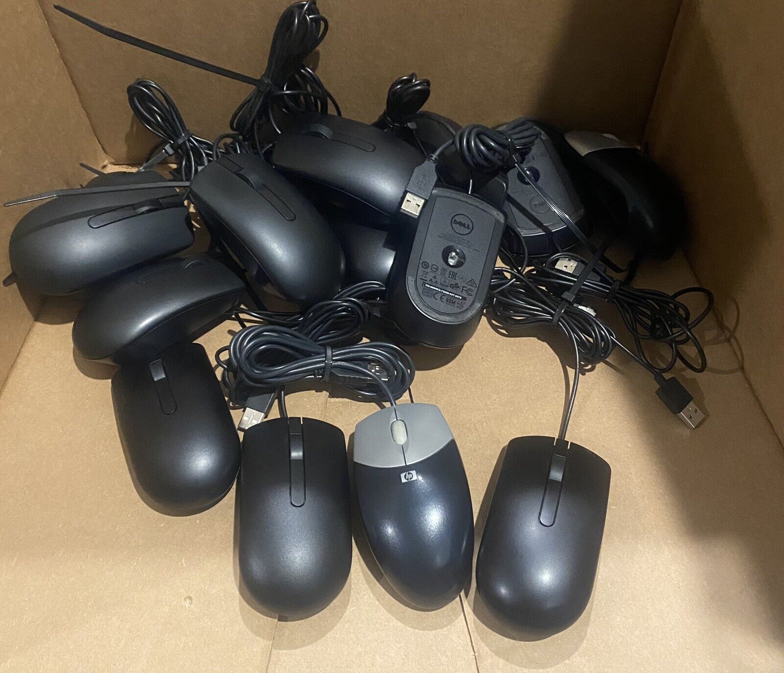 Lot of (14) Computer Mice - Wired USB - Majority Dell & Some Hp - Untested