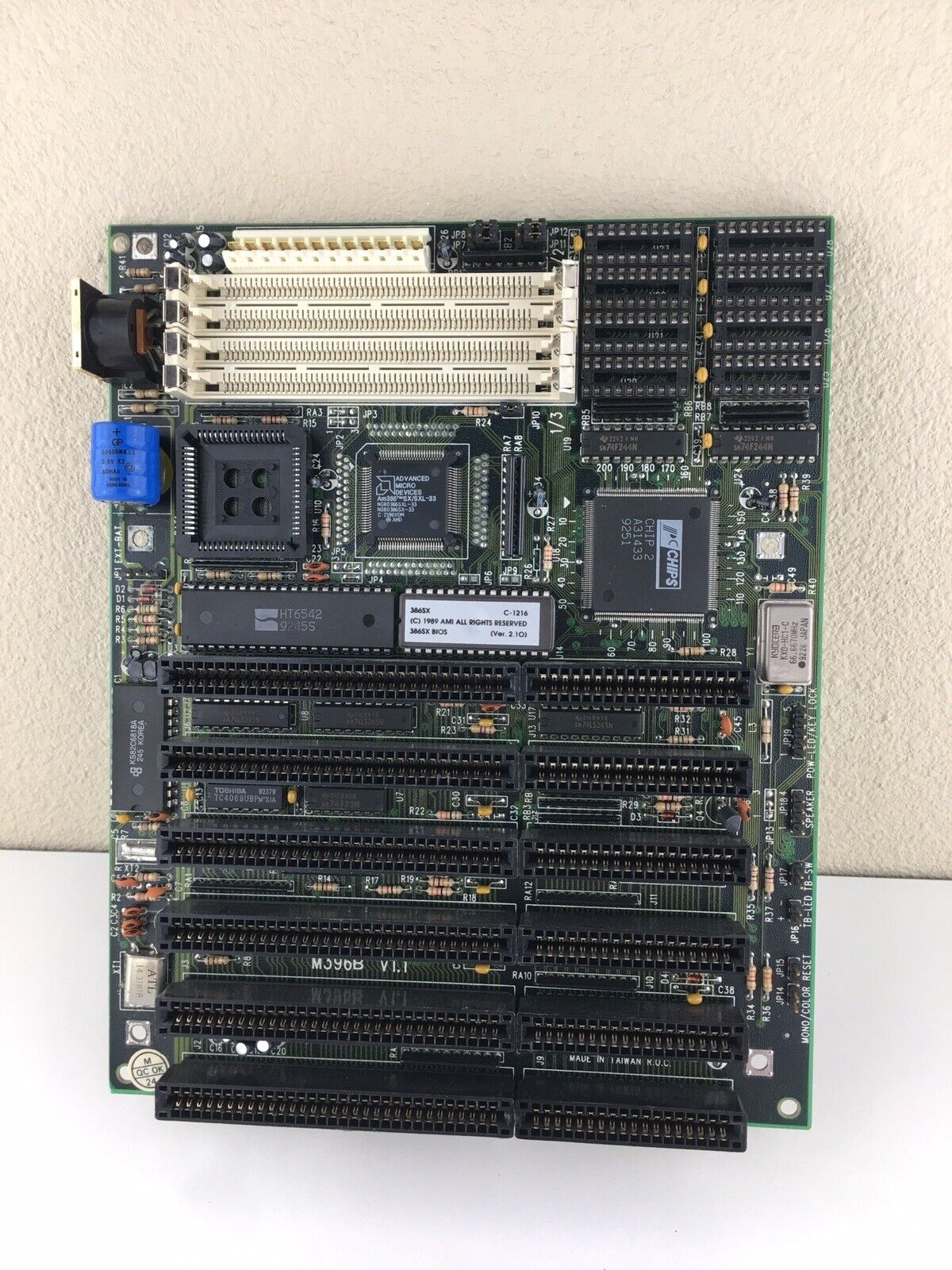 Vintage 1989 AMI 386SX Motherboard C-1216 Advanced Micro Devices Parts Only