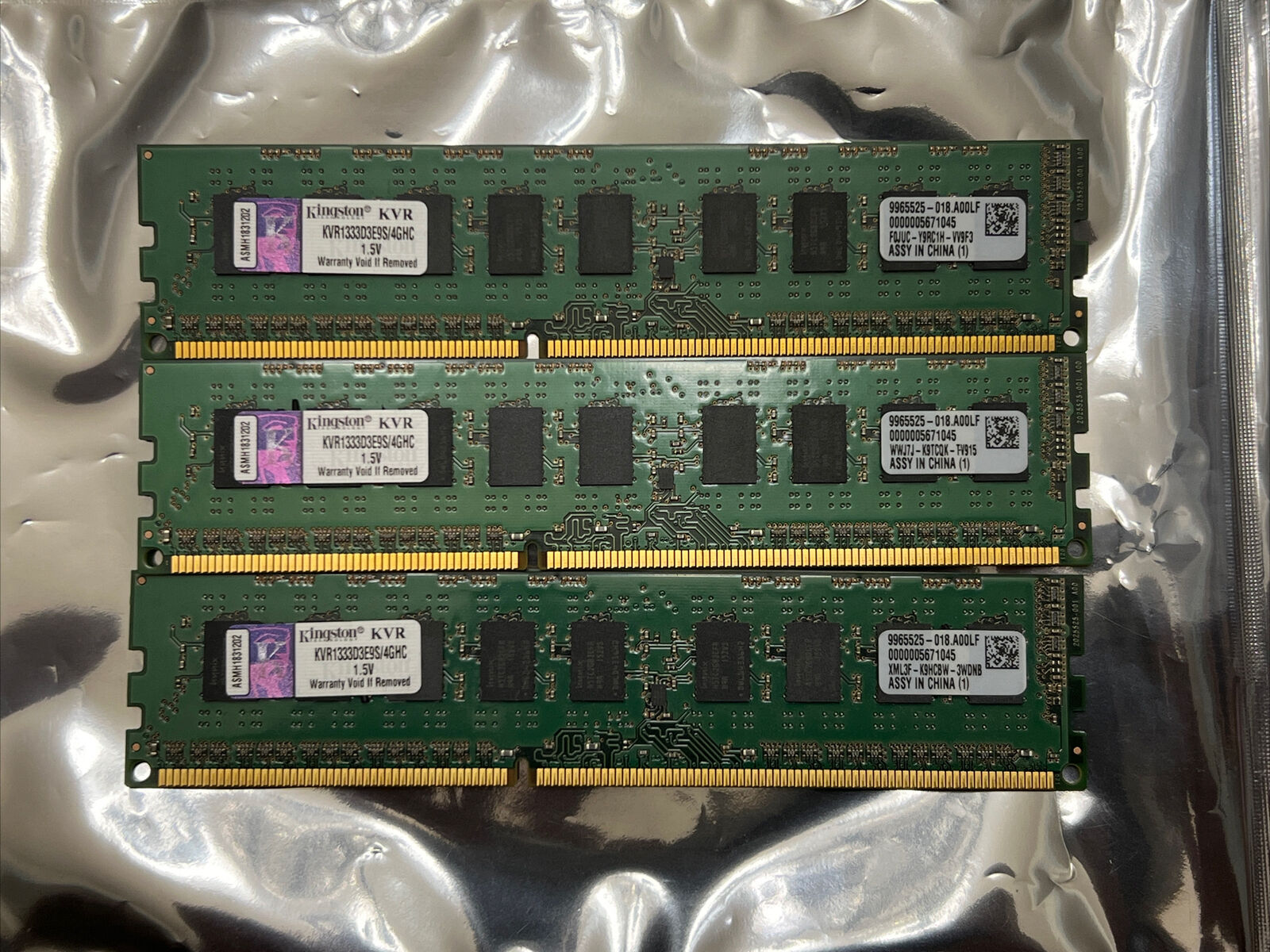 Kingston KVR1333D3E9D/4GHC Desktop Memory RAM