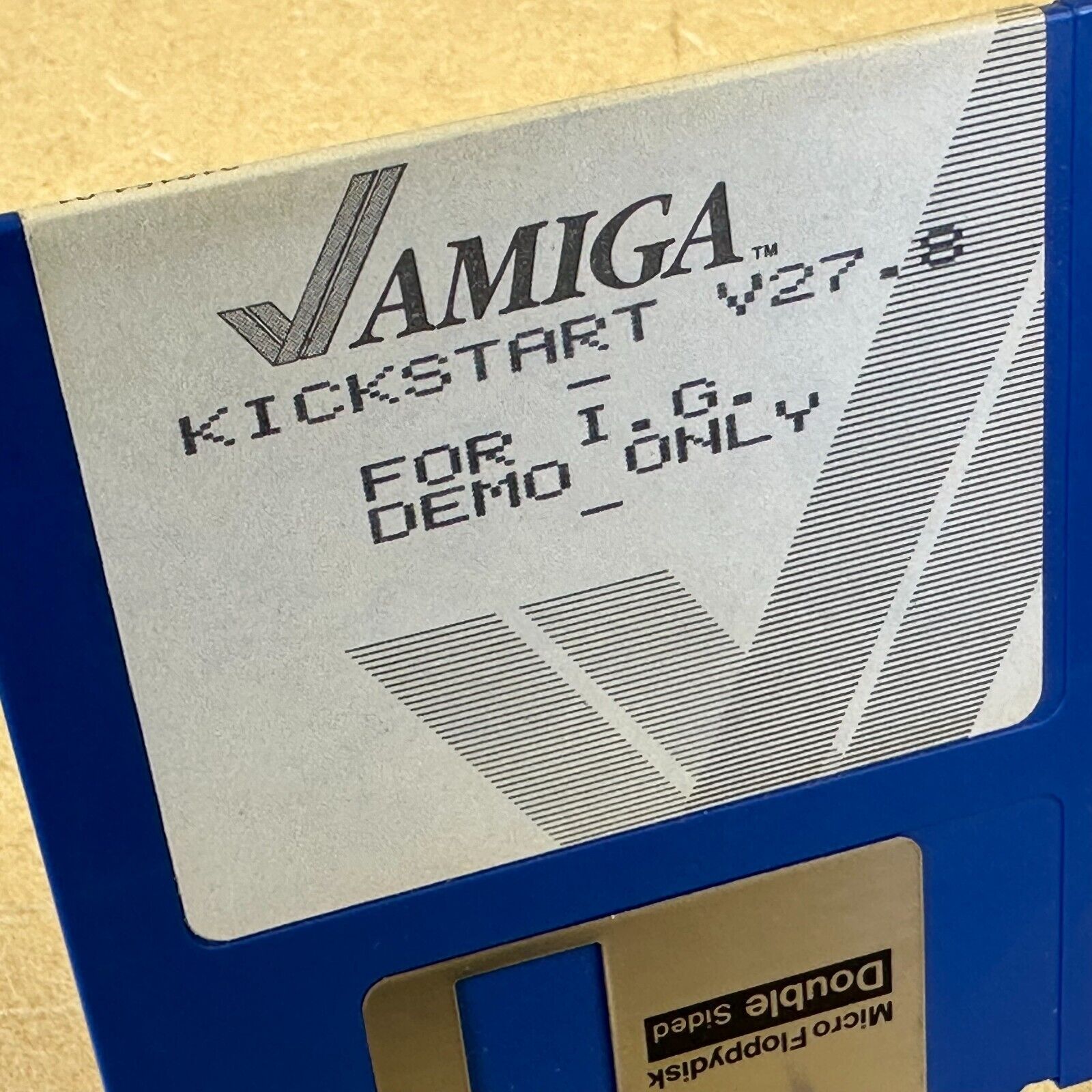 DEALER DEMO Disk KICKSTART V27.8 AMIGA Computers 1985