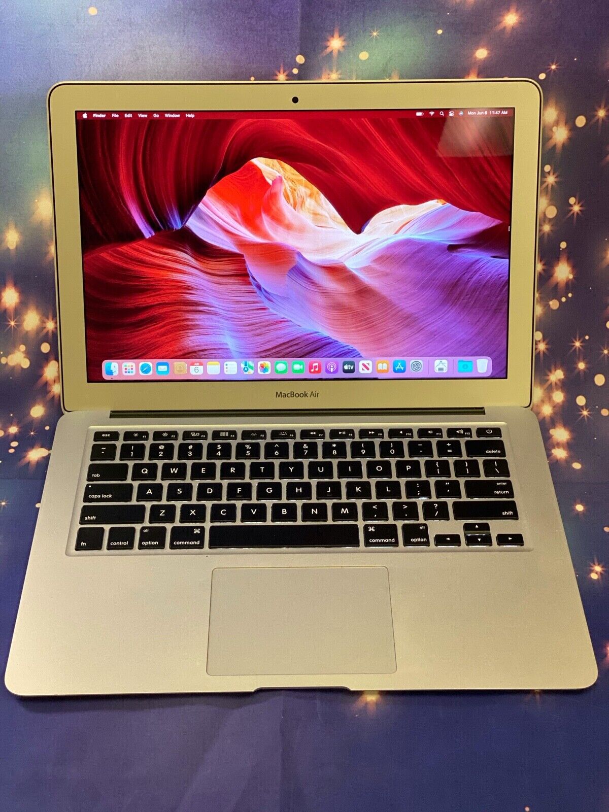 2015 Apple MacBook Air 13 inch / Core i5/ 4GB/ 128GB SSD OS Monterey. Warranty