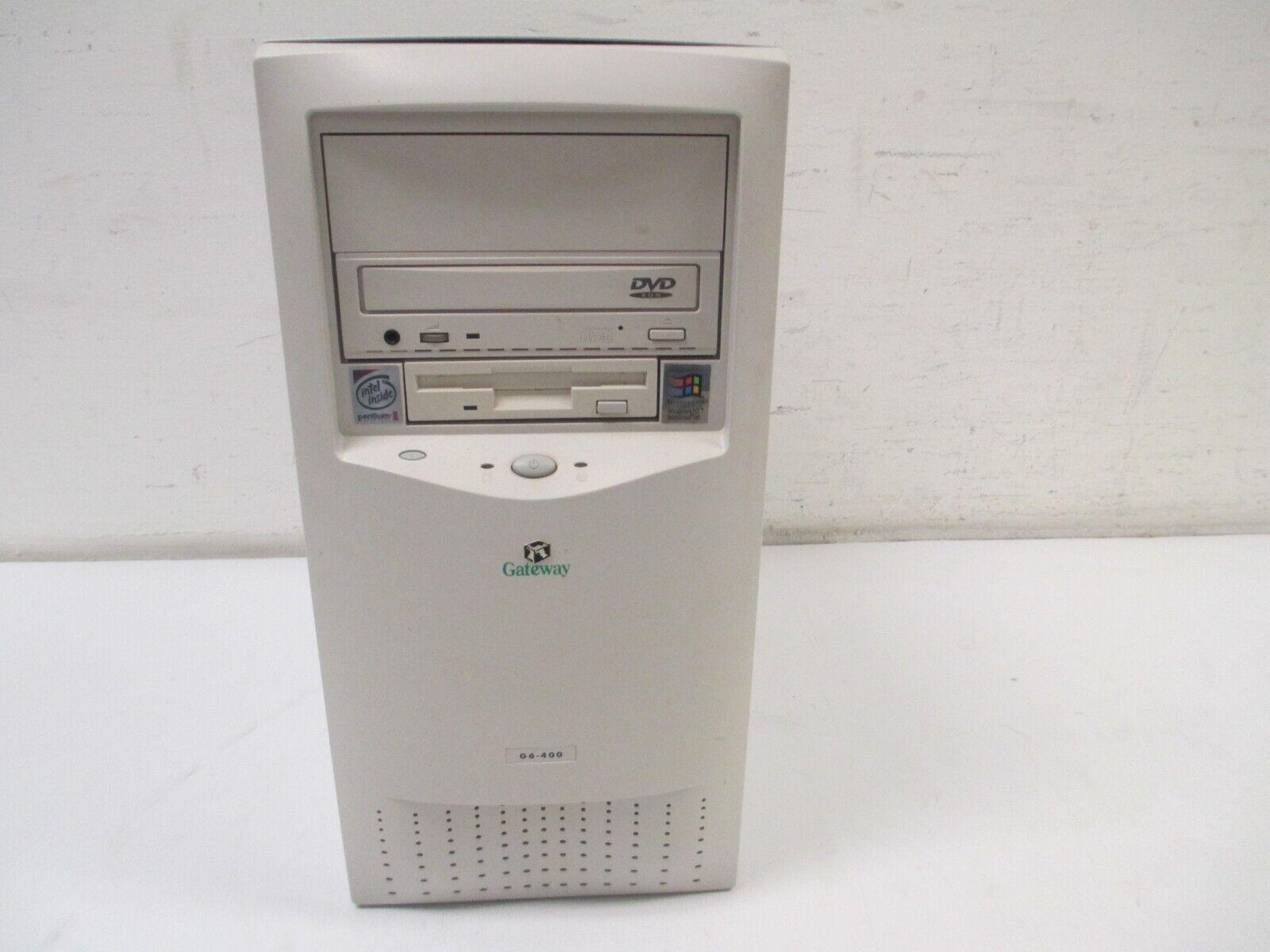 Vintage Gateway G6-400 PC No HDD No OS 64MB RAM Pentium II @400MHz Boots to Bios