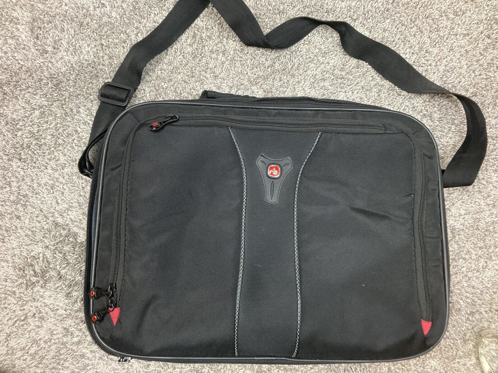 Swiss Gear Wenger Laptop/Tablet Carrying Bag w/Shoulder Strap,Black w/Leather