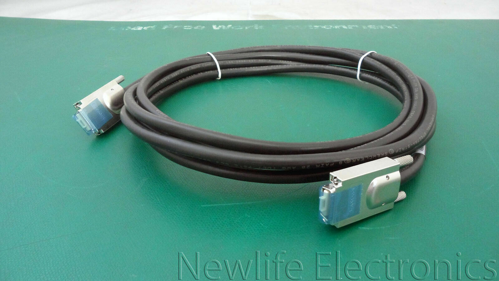 HPE 389956-001 4m (13.1ft) External Mini SAS SFF-8470 Male Cable 361317-004