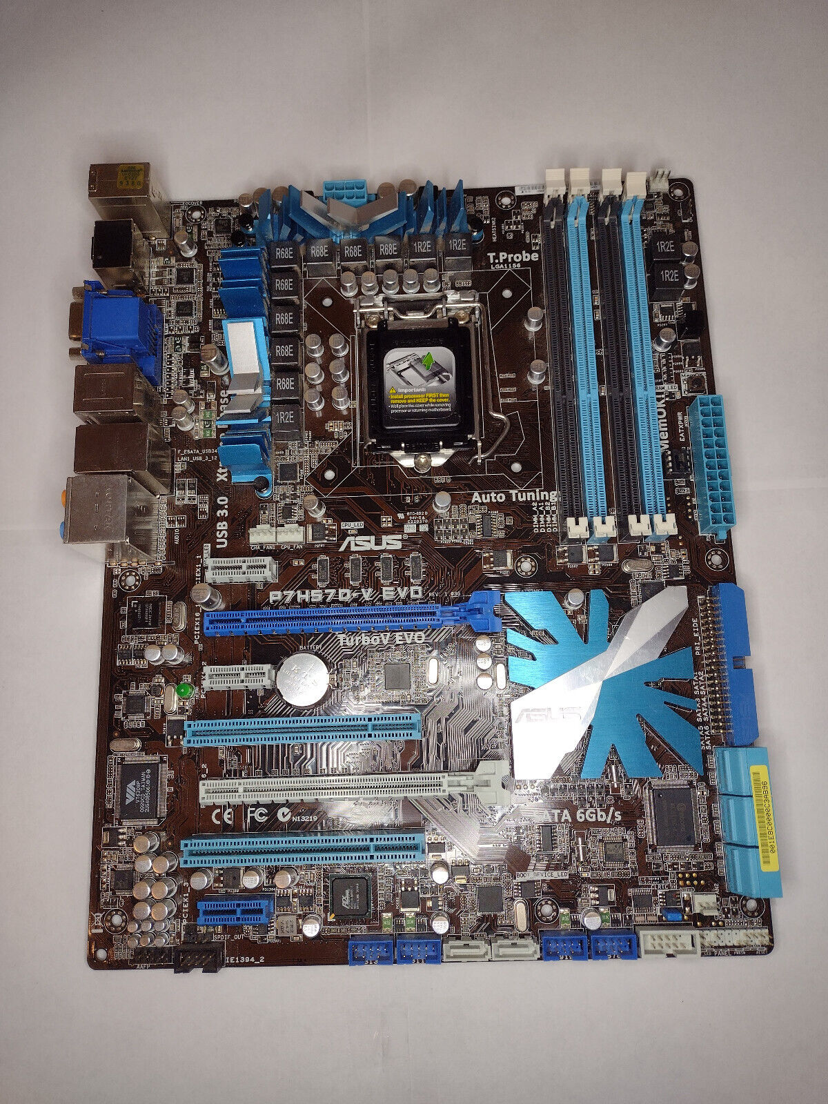 ASUS P7H57D-V EVO, LGA 1156, Intel Motherboard, Intel Core i5-760,Fan E97379-003