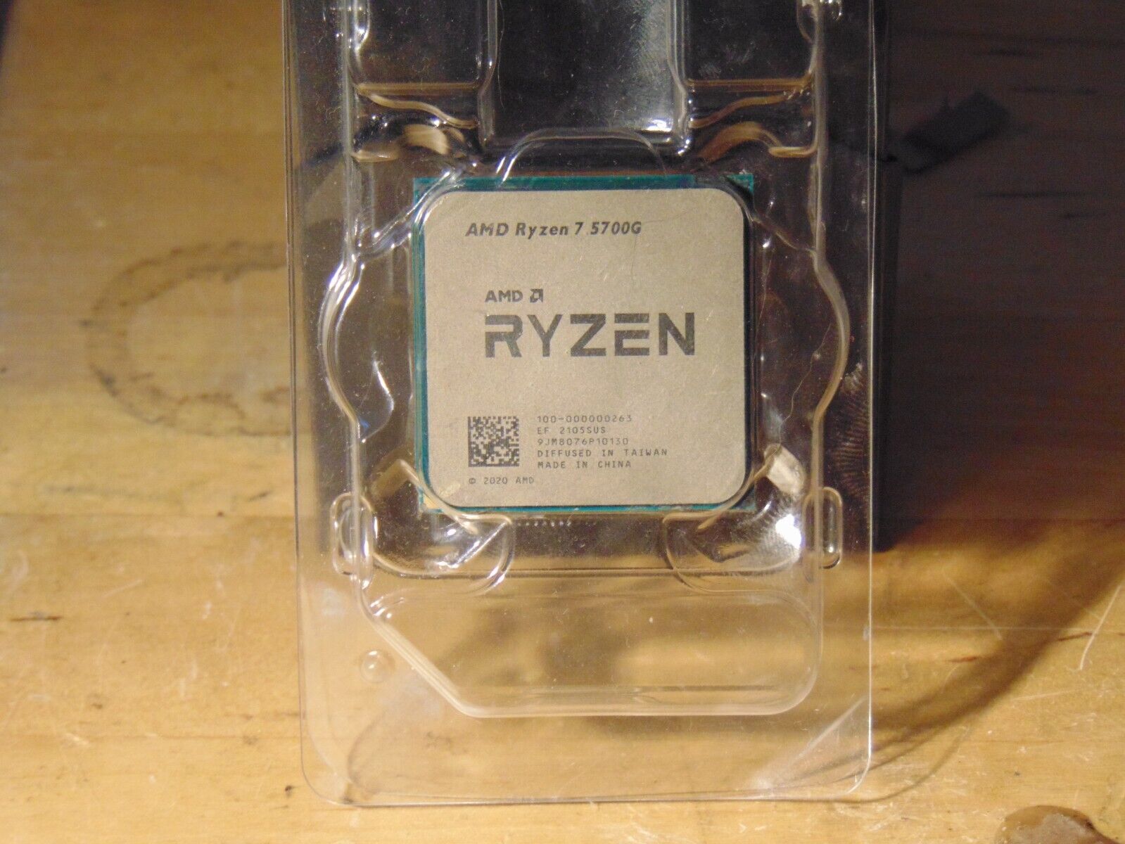 AMD Ryzen 7 5700G Processor (4.6 GHz, 8 Cores, Socket AM4) (NOT WORKING)