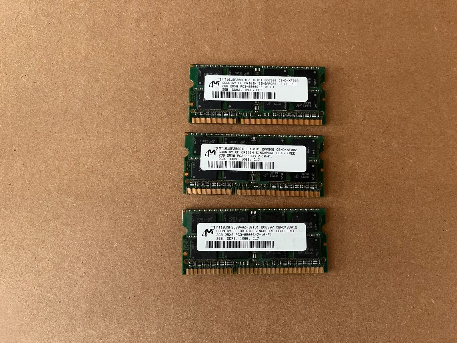 MICRON 6GB 3X2GB 2RX8 PC3-8500S DDR3 LAPTOP MEMORY MT16JSF25664HZ-1G1D1 L5-7(4)
