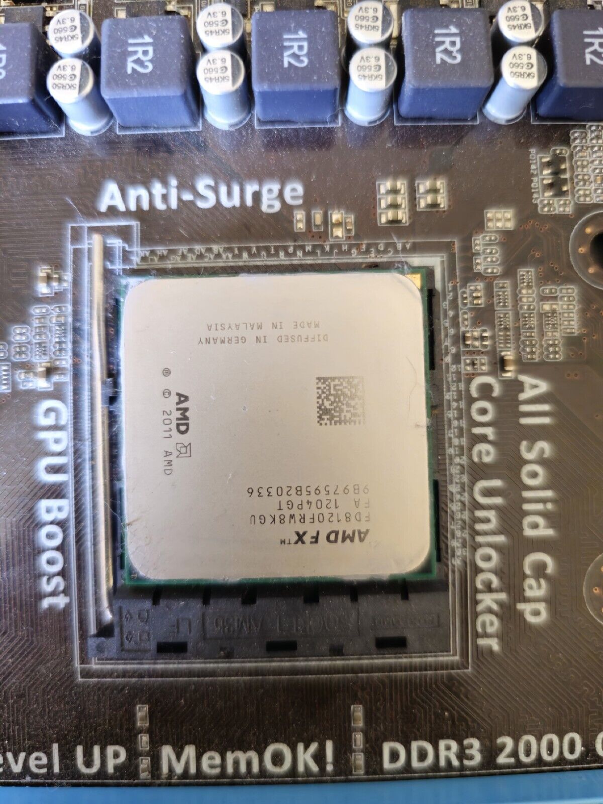 AMD FX-8120 3.10 GHz Socket AM3+ Desktop CPU Processor FD8120FRW8KGU